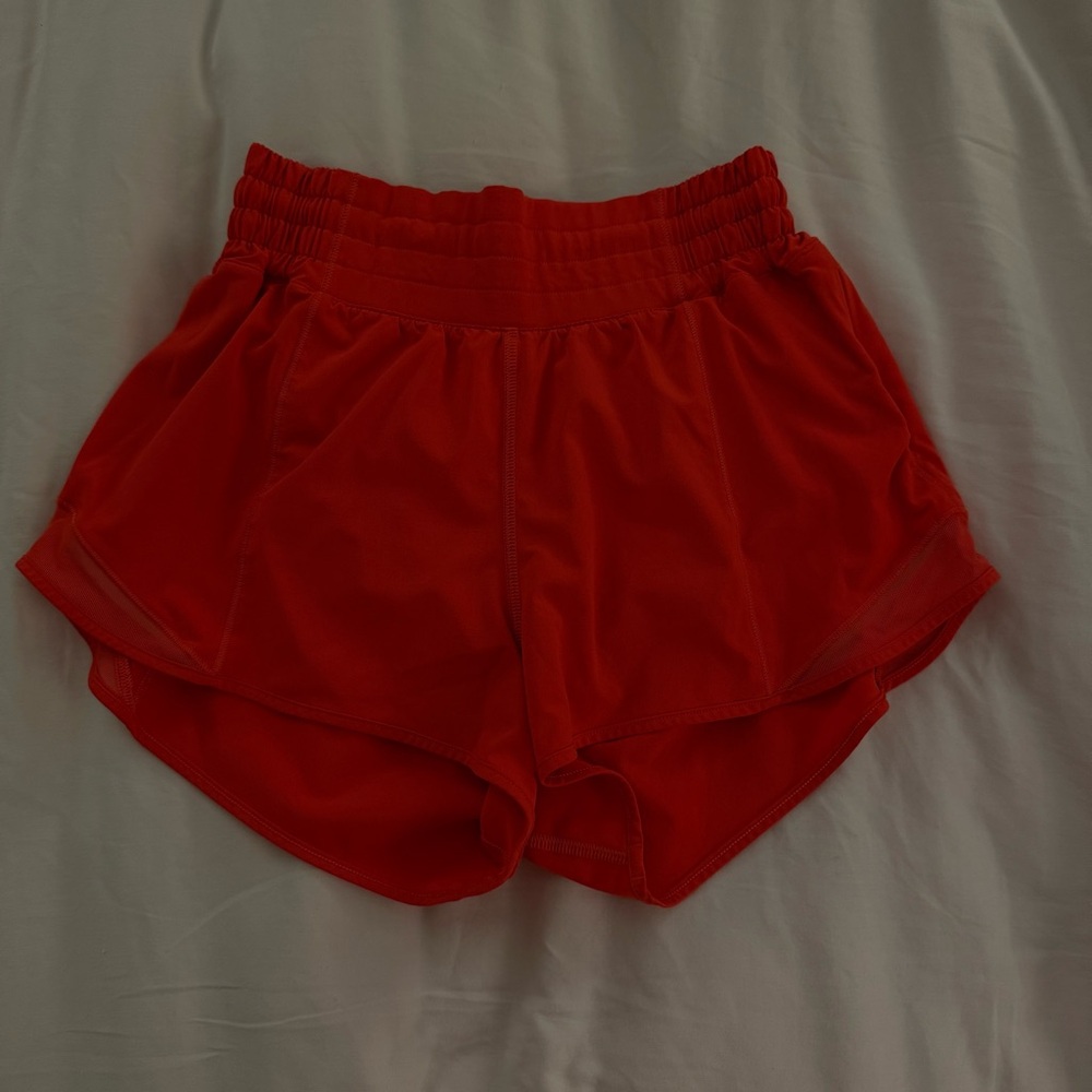 Lululemon Hotty Hot 2.5" HR